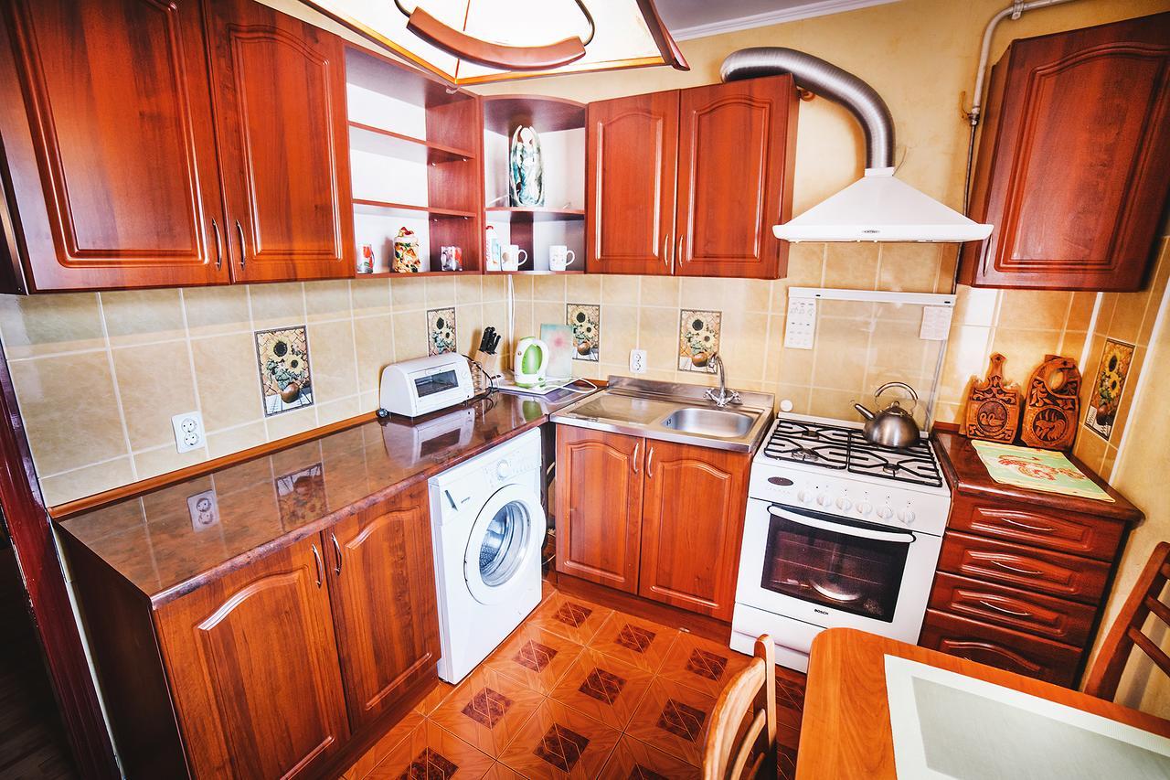 2-Bedroom On Mykolaychuka Street Вінниця Екстер'єр фото