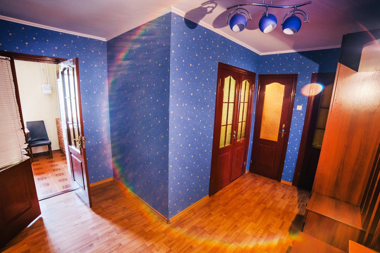 2-Bedroom On Mykolaychuka Street Вінниця Екстер'єр фото